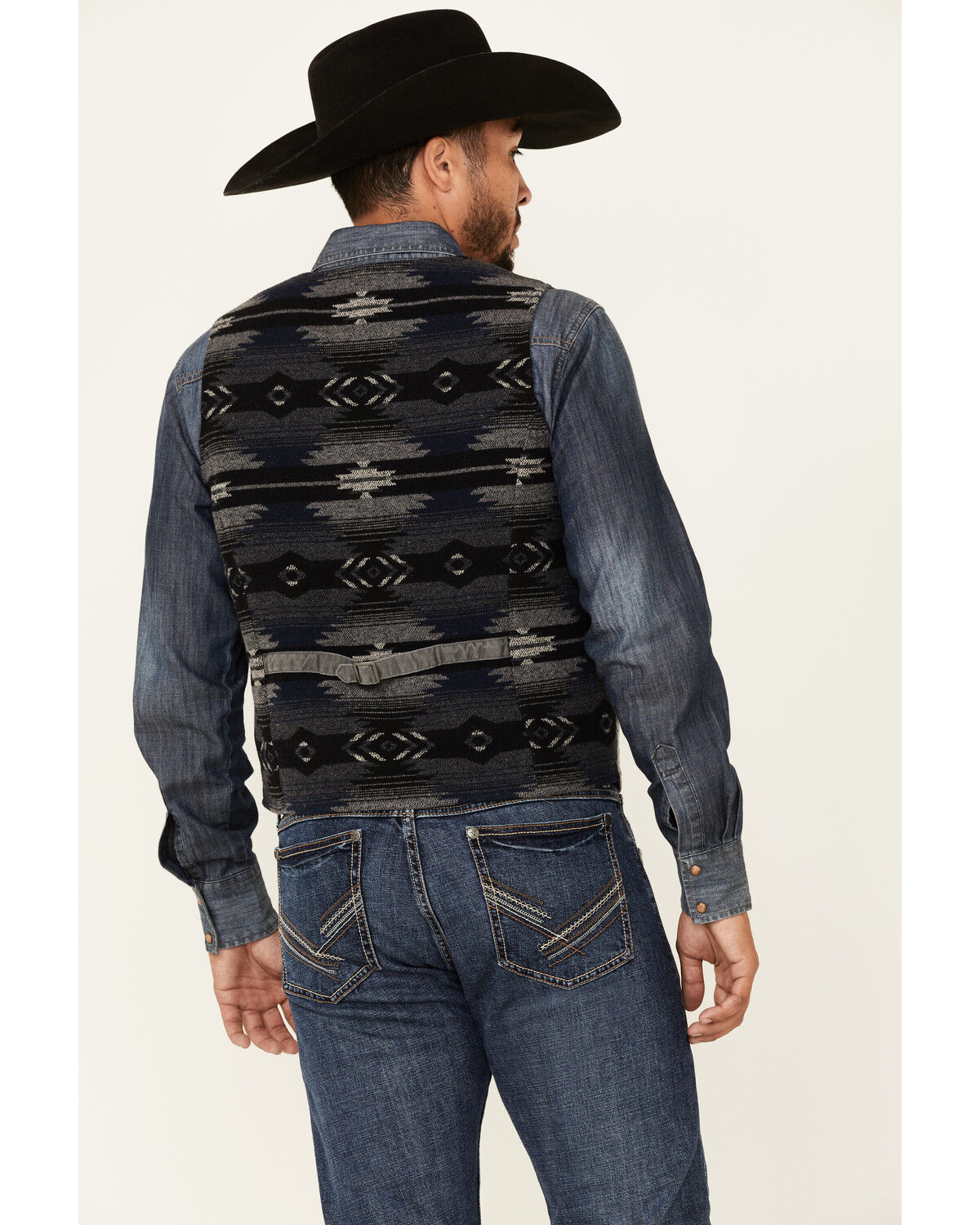 61054-outback-trading-co-men-s-sebastian-snap-front-vest–1.jpg